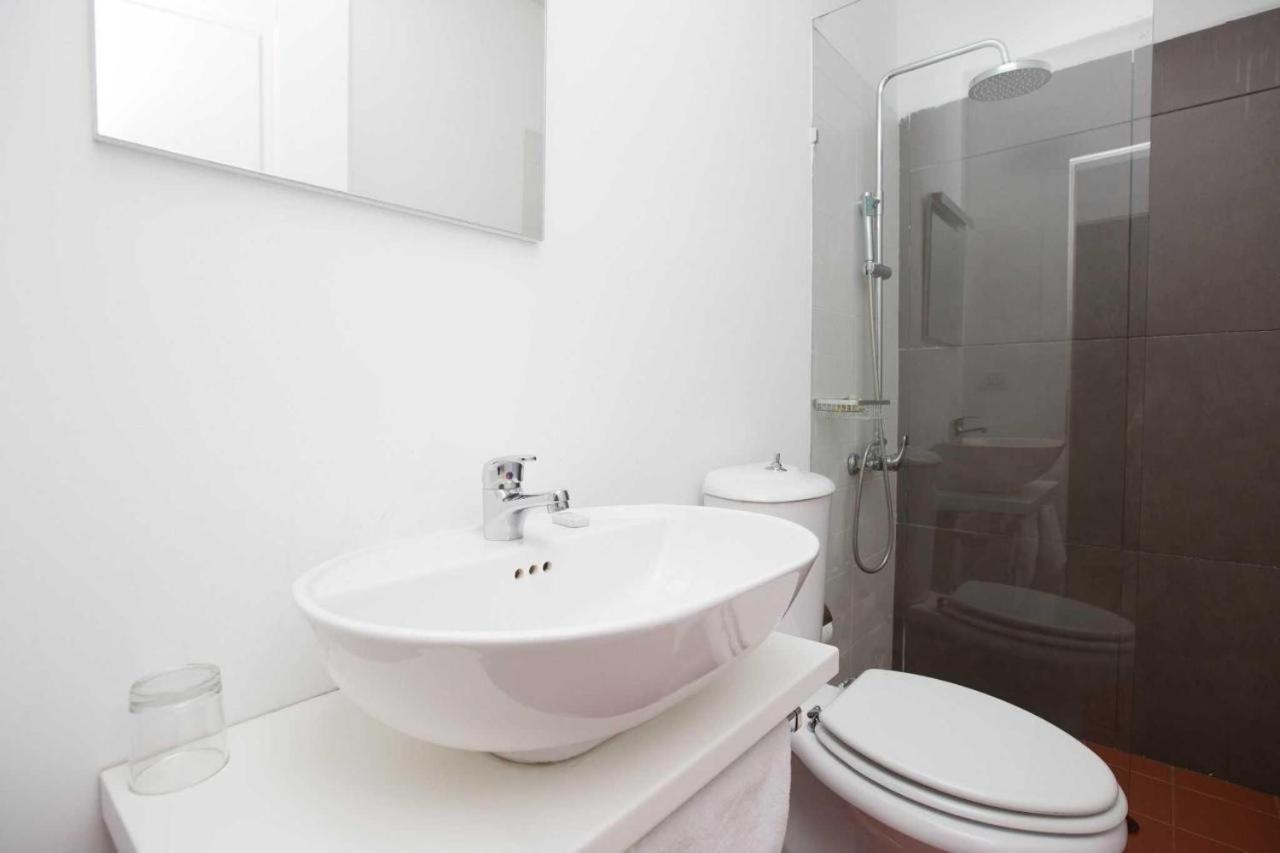 Hotel Rimini Tiranë Bilik gambar
