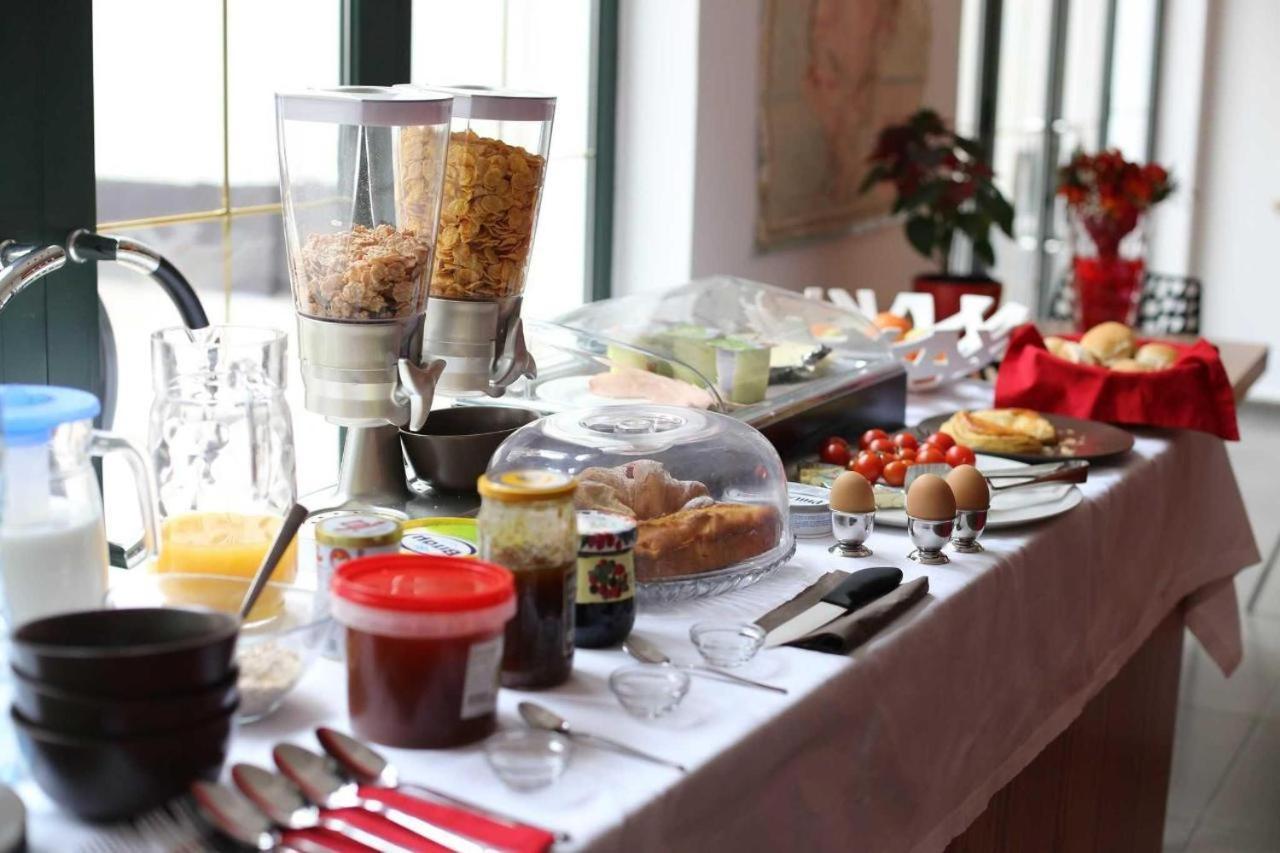 Hotel Rimini Tiranë Luaran gambar